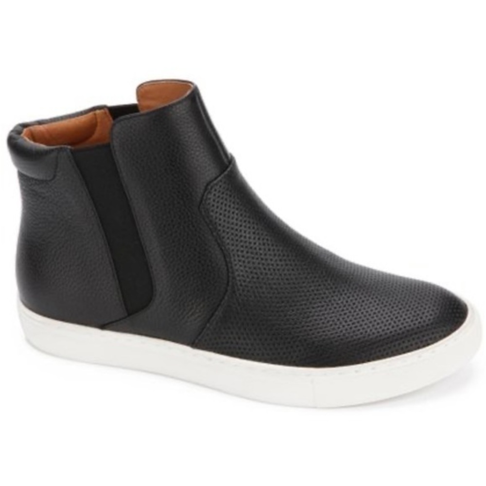 NEW GENTLE SOULS | Carter Elastic leather slip on bootie sneaker 6.5